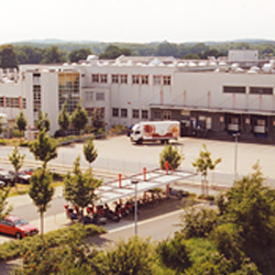 Historisches Unternehmensgebäude von Coppenrath & Wiese (1991)